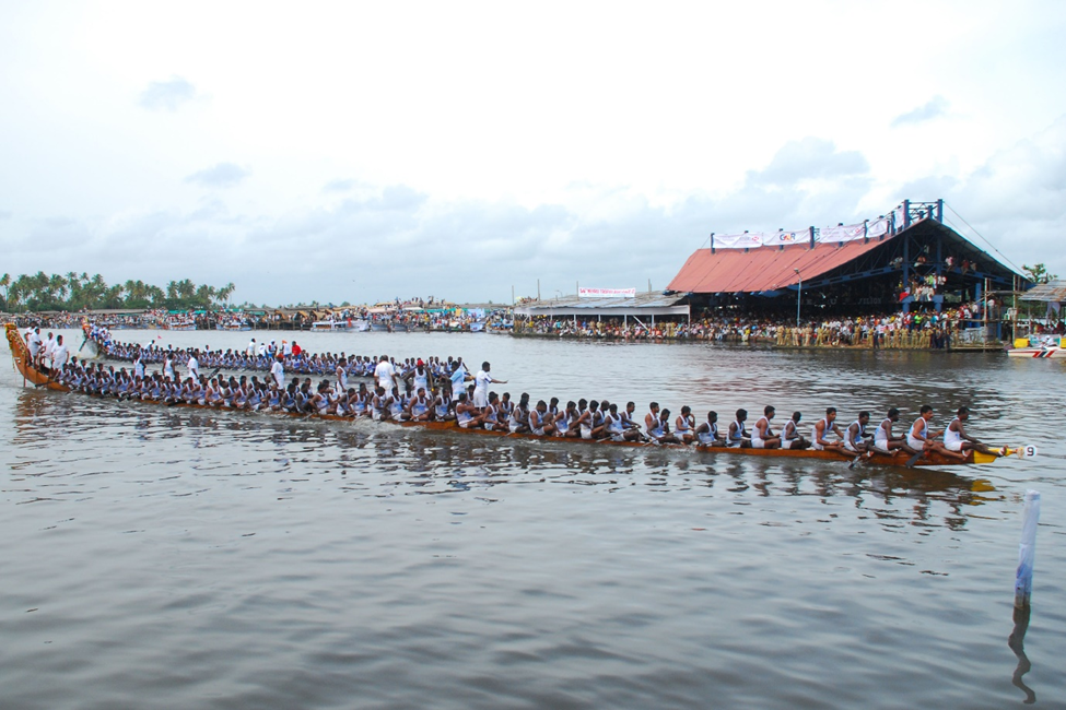 Racing with the Oars of Tradition – Kerala’s Boat Races – Millennial ...
